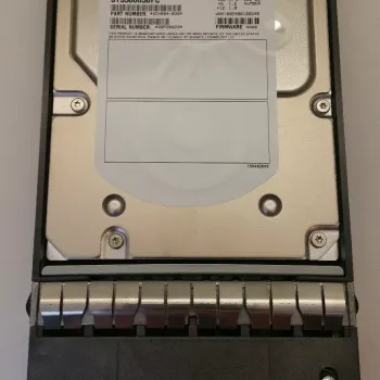 Netapp 300gb 15k ST3300656FC 45E2371 108-00175+B0