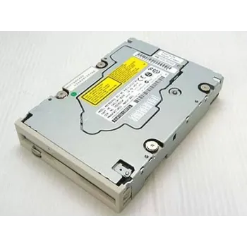 Fujitsu DynaMO Internal SCSI 640 mb Optical Drive MCE3064SS Fujitsu DynaMO Internal SCSI 640 mb Optical Drive MCE3064SS