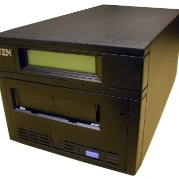 IBM LTO 1 Ultrium LVD SCSI FH External Tape Drive 24P7319